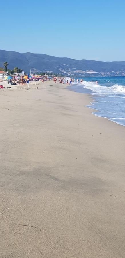 Apartment With Two Rooms Near The Beach 아스프로발타 외부 사진