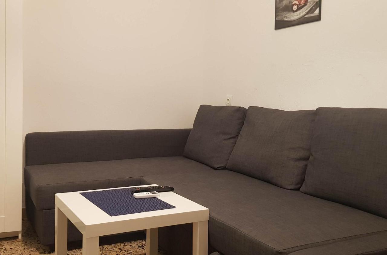 Apartment With Two Rooms Near The Beach 아스프로발타 외부 사진
